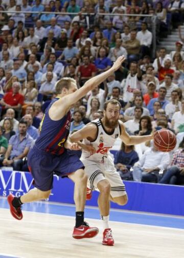 Sergio Rodríguez con Tomas Satoransky.