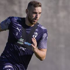Vincent Janssen podrá ser opción para volver ante Santos