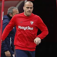 El Everton declara transferible a Sandro, que espera al Sevilla