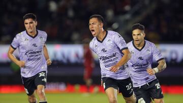  Andres Montano celebrates his goal 1-0 of Maztalan during the 6th round match between Mazatlan FC and Atlas as part of the Torneo Clausura 2024 Liga BBVA MX at EL Encanto Stadium on February 09, 2024 in Mazatlan, Sinaloa, Mexico.