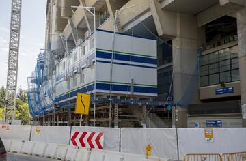 Estado del exterior del Estadio Santiago Bernabéu durante las obras del remodelación.   