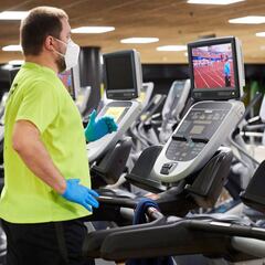 ¿Cuándo abrirían los gimnasios, en qué fase sería y cómo lo harían?