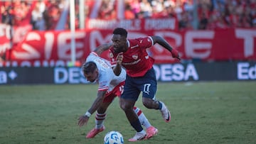 Álvaro Angulo anota su segundo gol con Independiente