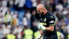 08/04/23 PARTIDO PRIMERA DIVISION 
REAL MADRID - VILLARREAL 
ALEGRIA FIN DE PARTIDO PEPE REINA 