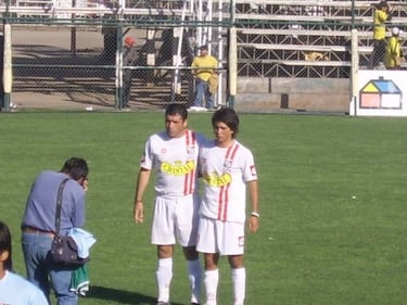 Padre e hijo jugaron juntos un partido en el fútbol chileno: sólo hay tres casos en la historia