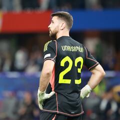 Unai Simón: tras la Eurocopa, el quirófano