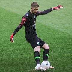 Ziga Frelih refuerza la portería del Mirandés tras la lesión de Ramón Juan