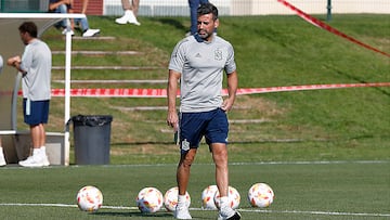 Siete del Madrid y seis del Barça en la primera lista de José Lana con la Sub-19