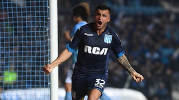 Pasó por las filas del Toluca de 2015 a 2017, con los escarlatas marcó 30 goles en 64 partidos. Fichó por Racing Club a mediados de 2017 y desde entonces suma 19 partidos, dos goles y dos asistencias.