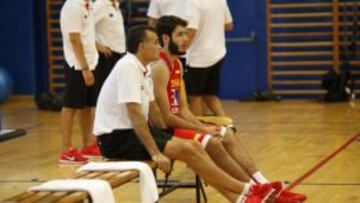 Álex Abrines durante el entrenamiento de este domingo con la Selección.