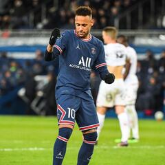 Neymar se mofa de las críticas: "Estaba borracho..."