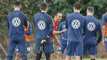 ENTRENAMIENTO
CLUB DEPORTIVO TENERIFE
JOSE LUIS OLTRA