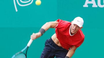 El chileno no jugó bien ante Guido Pella y cedió el primer punto frente a Argentina en solo una hora y 17 minutos. Ahora la presión será de Cristian Garin.