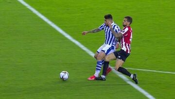 La polémica en la final: el posible penalti, el que se pitó y la roja corregida de Iñigo Martínez