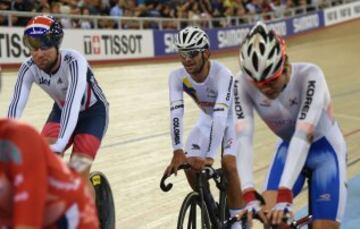 Fernando Gaviria repitió título mundial, lo hizo en el velódromo de Londres ante los más grandes de la pista.