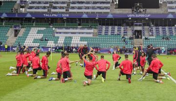 Atleti y Real Madrid entrenan antes de la final de la Supercopa