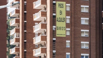 14/09/2019 Pisos de alquiler en el Valle de Hebr&mdash;n de Barcelona. Foto: Joan S&Dagger;nchez