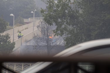 El incendio se originó en la calle Párroco Eusebio Cuenca, en una zona sin urbanizar cercana al Espacio Delicias y el Museo del Ferrocarril, en Madrid.