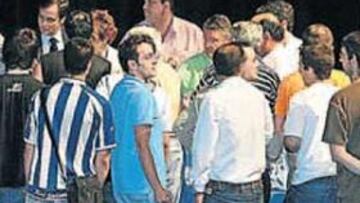 <b>SE ARMÓ UNA GORDA. </b>La Junta del 3O-J acabó como empezó y luego prosiguió, con mucha movida.