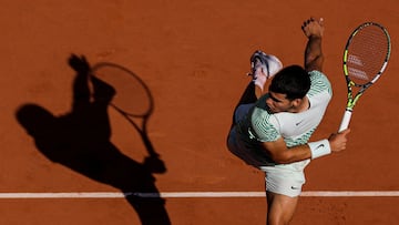 Carlos Alcaraz se enfrentará en la tercera ronda del Roland Garros a Denis Shapovalov.