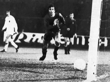 Violeta, Cruyff, Reina... Autogol