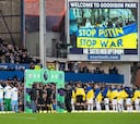 Emocionante homenaje a Ucrania en Goodison Park