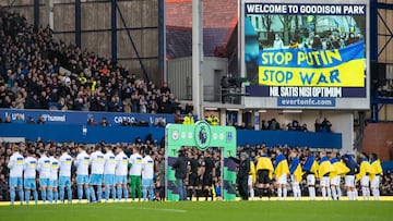 Emocionante homenaje a Ucrania en Goodison Park