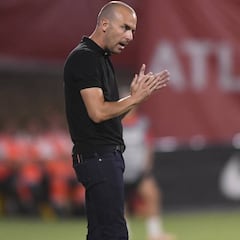 Sánchez Vera dejará el banquillo, pero no el Atlético