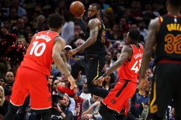 LeBron James y  Pascal Siakam. 