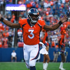 Russell Wilson firma por 245 mdd con los Denver Broncos; 165 son garantizados