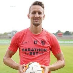 De Jong: "Quiero que el Sevilla gane el título, no ser el héroe"