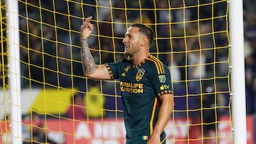 LA Galaxy vino de atrás para vencer a Minnesota United en MLS con 'Hat-trick' espectacular de Billy Sharp y el estreno goleador de Diego Fagundez.