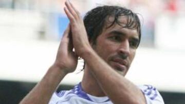 <b>DECISIVO.</b> La actuación de Raúl volvió a ser determinante para el Real Madrid.