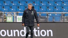 Poznan (Poland), 02/11/2022.- Villarreal's head coach Quique Setien during a training session in Poznan, Poland, 02 November 2022. Villarreal will face Lech Poznan in their UEFA Europa Conference League group C match on 03 November in Poznan. (Polonia) EFE/EPA/Jakub Kaczmarczyk POLAND OUT
