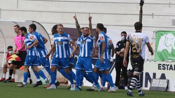 Héctor Hernández celebra el gol de la victoria del Depor ante Unionistas.