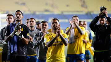 Las urgencias unen a Las Palmas y Sporting de Gijón