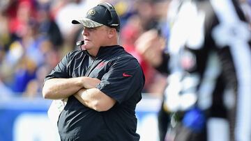 LOS ANGELES, CA - DECEMBER 24: Head coach Chip Kelly of the San Francisco 49ers looks on during the game against the Los Angeles Rams at Los Angeles Memorial Coliseum on December 24, 2016 in Los Angeles, California. Harry How/Getty Images/AFP
== FOR NEWSPAPERS, INTERNET, TELCOS & TELEVISION USE ONLY ==