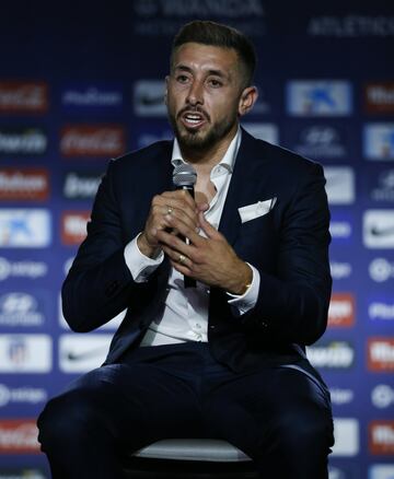 El centrocampista mexicano procedente del Porto ha sido presentado en el Wanda Metropolitano como nuevo jugador del Atl¨¦tico de Madrid.