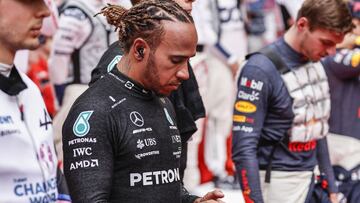 Hamilton en los momentos previos a la carrera en el GP de M&oacute;naco.