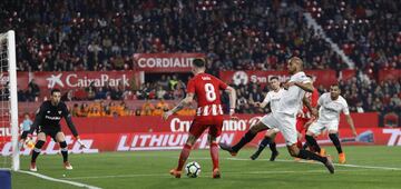 0-5. Griezmann marc¨® el quinto gol tras un pase de Sa¨²l ?¨ªguez.
