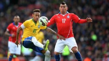 La Roja enfrentaba a Brasil e iba por la revancha de lo ocurrido en el Mundial. Chile jugó bien, pero cayó por 1-0 con gol de Firmino. 