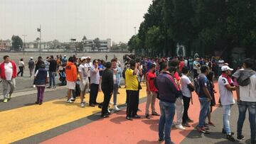 Regreso de Cruz Azul al Estadio Azteca genera largas filas