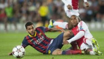 Alves durante el partido contra el Ajax.