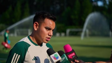 The Mexican national team midfielder admitted that the call up of the experienced player has helped the younger ones.
