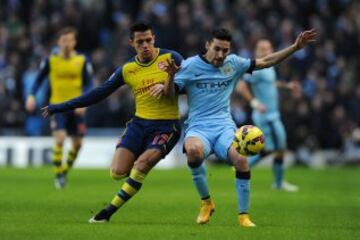 Alexis Sánchez tuvo una activa participación en el triunfo de Arsenal sobre Manchester City de Manuel Pellegrini.