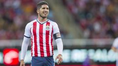 Foto de acci&oacute;n durante el partido Guadalajara vs Tigres UANL,  Correspondiente a la Jornada 12 del Torneo Clausura 2018 de la Liga BBVA Bancomer, en el Estadio Akron, en la foto:  Jair Pereira.