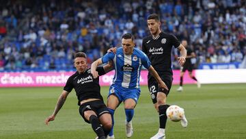 Lucas Pérez está a una tarjeta de la suspensión.