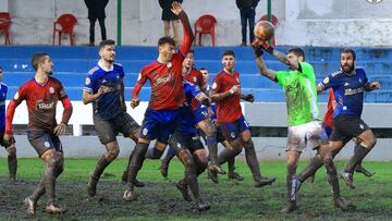 CD Praviano y CD Covadonga empataron sin goles (0-0) sobre un encharcado terreno de juego de Santa Catalina, encuentro correspondiente a la Jornada 17 de Tercera División RFEF.