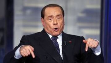 Berlusconi califica de "broma" la supuesta oferta de Peter Lim