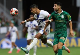 El equipo de un chileno y un ex U amargó al Palmeiras